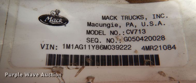 image for item KP9078 2006 Mack CV713  semi truck
