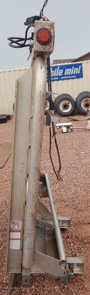 image for item KS9939 Merritt  aluminum headache rack