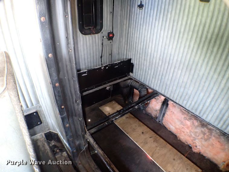 image for item MF9338 1986 Kenworth W900  semi truck