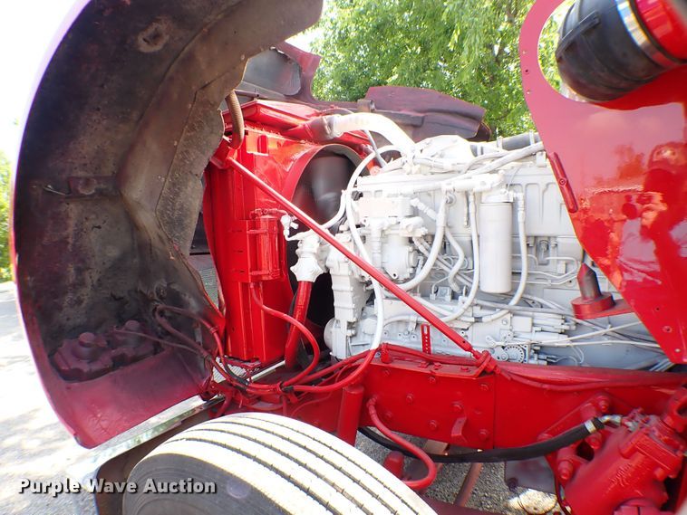 image for item MF9338 1986 Kenworth W900  semi truck