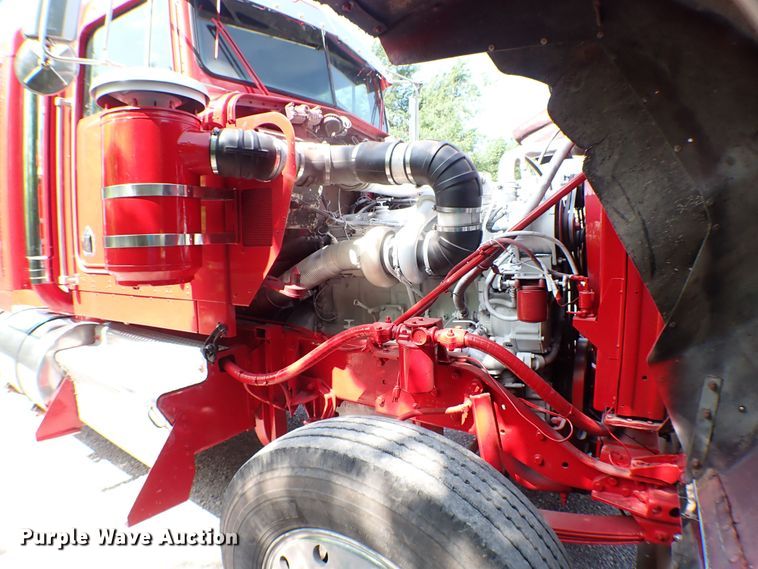 image for item MF9338 1986 Kenworth W900  semi truck