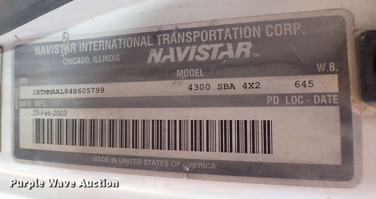 image for item MF9374 2004 International 4300  truck cab and chassis