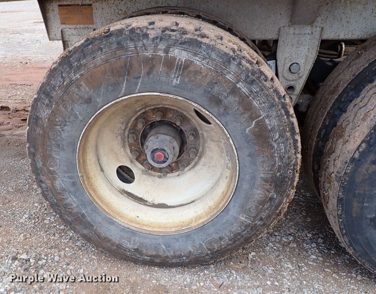 image for item MF9484 2017 Armor Lite SBD-40  bottom dump trailer