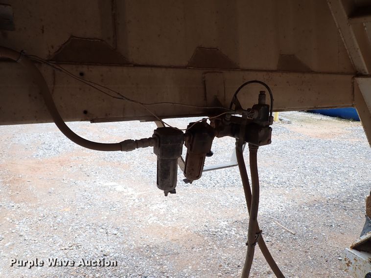 image for item MF9485 2015 Armor Lite SBD-40  bottom dump trailer