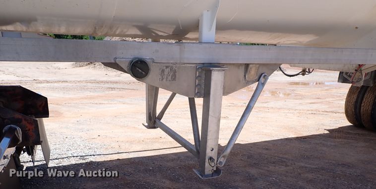 image for item MF9487 2017 MAC  end dump trailer