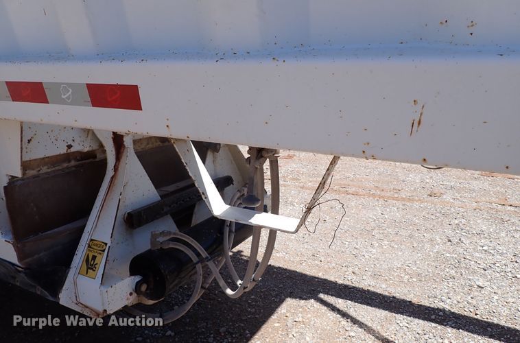 image for item MF9488 2016 Armor Lite SBD-40  bottom dump trailer