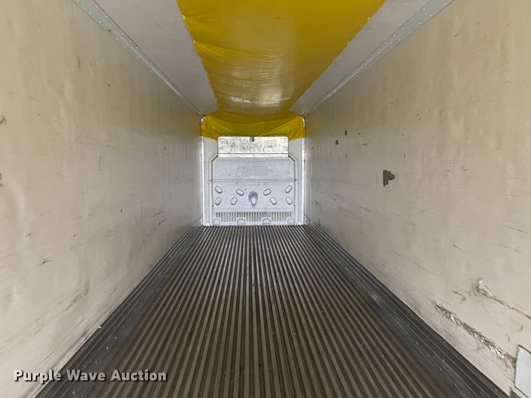 image for item MJ9750 2003 Great Dane 7811TZ-1A  refrigerated van trailer