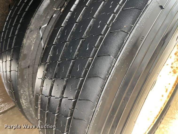 image for item MJ9750 2003 Great Dane 7811TZ-1A  refrigerated van trailer