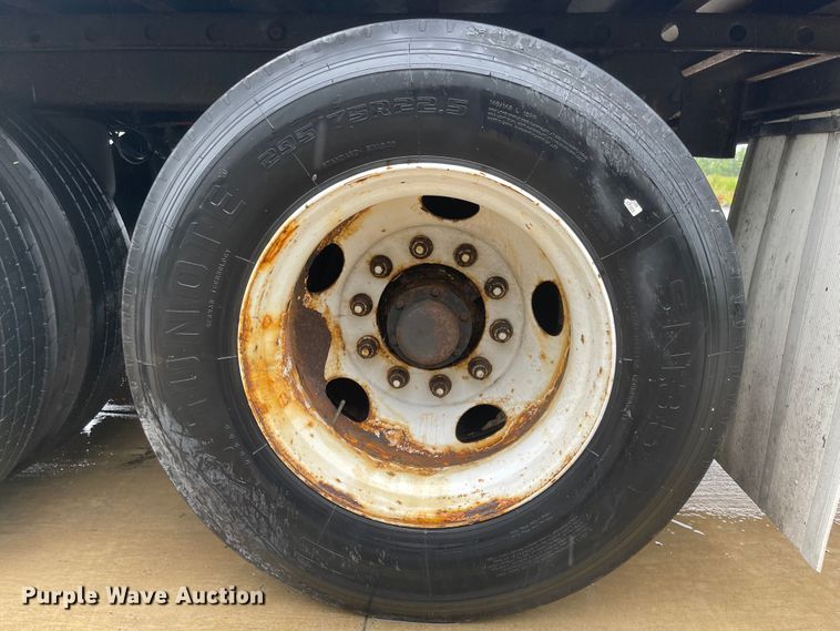 image for item MJ9750 2003 Great Dane 7811TZ-1A  refrigerated van trailer