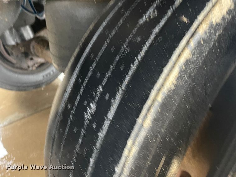 image for item MJ9750 2003 Great Dane 7811TZ-1A  refrigerated van trailer