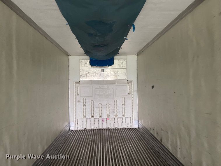 image for item MJ9753 2008 Utility  refrigerated van trailer