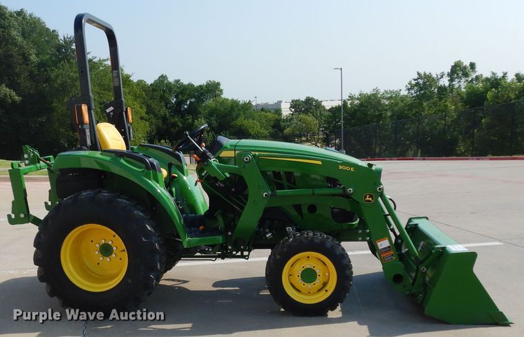 image for item DH8499 2021 John Deere 3035D  MFWD tractor