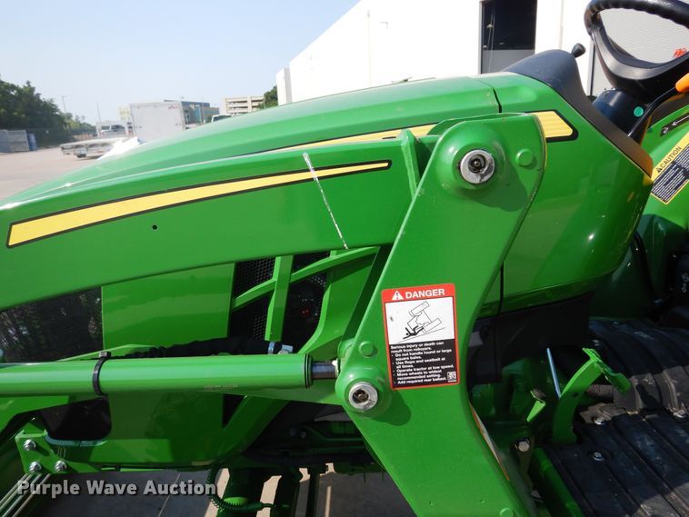 image for item DH8499 2021 John Deere 3035D  MFWD tractor