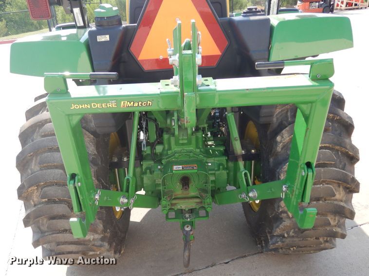 image for item DH8499 2021 John Deere 3035D  MFWD tractor