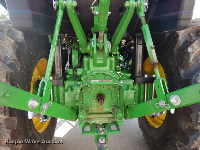 image for item DH8499 2021 John Deere 3035D  MFWD tractor