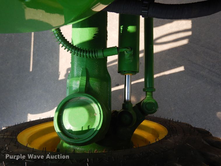 image for item DH8499 2021 John Deere 3035D  MFWD tractor