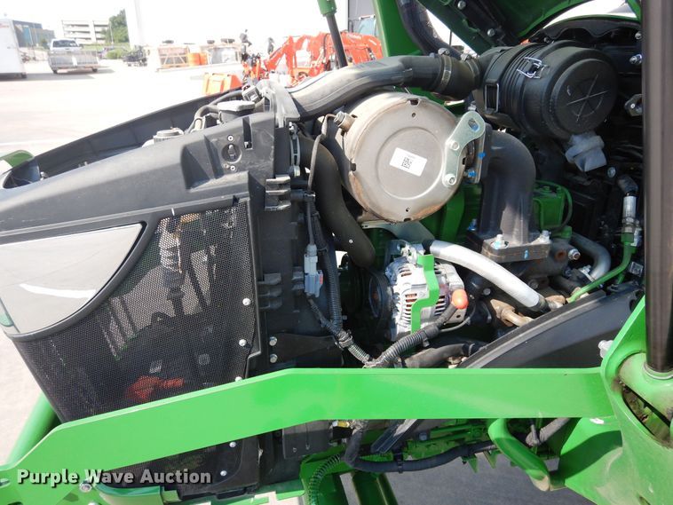 image for item DH8499 2021 John Deere 3035D  MFWD tractor