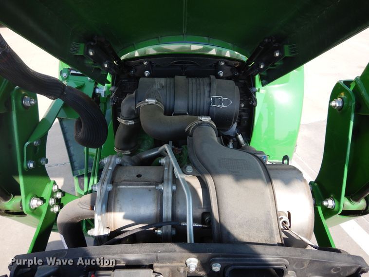 image for item DH8499 2021 John Deere 3035D  MFWD tractor