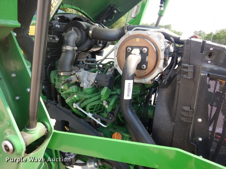 image for item DH8499 2021 John Deere 3035D  MFWD tractor