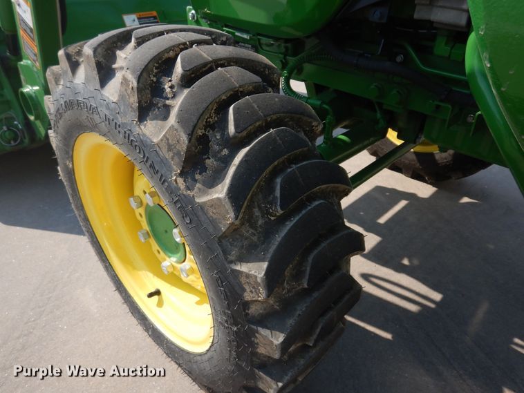 image for item DH8499 2021 John Deere 3035D  MFWD tractor
