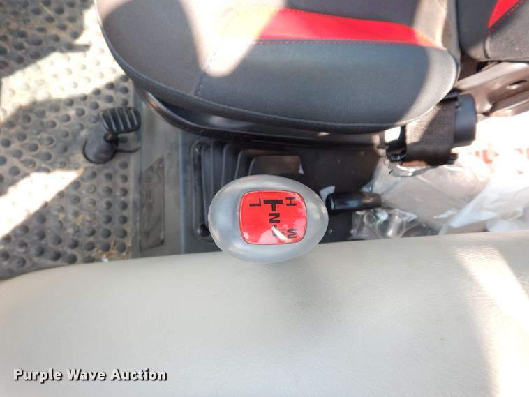 image for item DH8500 Mahindra 2655 HST  MFWD tractor