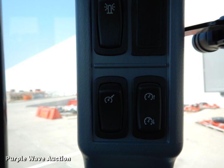 image for item DH8501 LS Mtron XR4155H  MFWD tractor