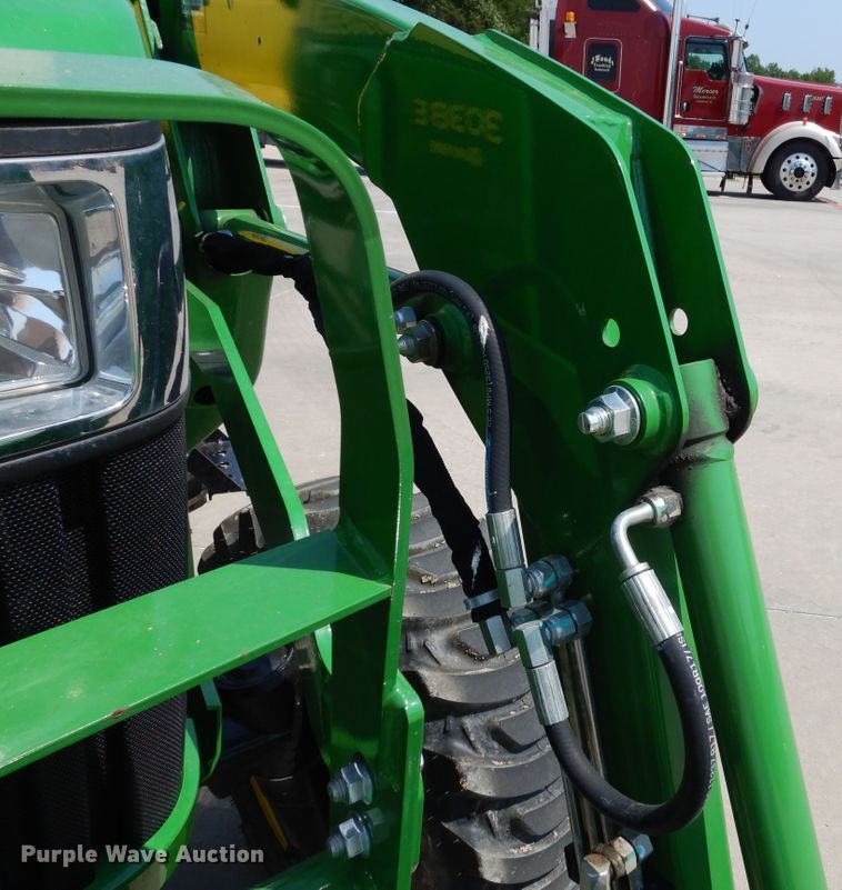 image for item DH8502 2020 John Deere 3038E  MFWD tractor