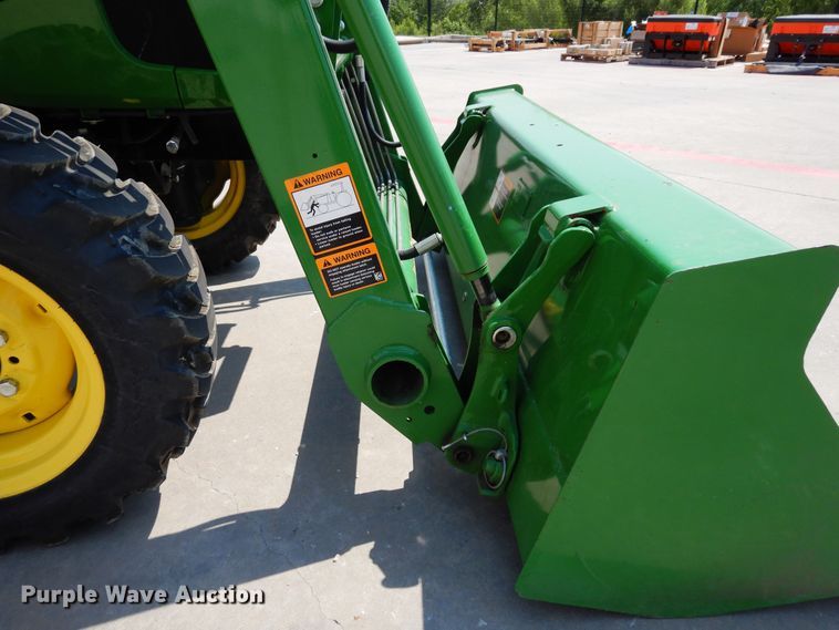 image for item DH8502 2020 John Deere 3038E  MFWD tractor