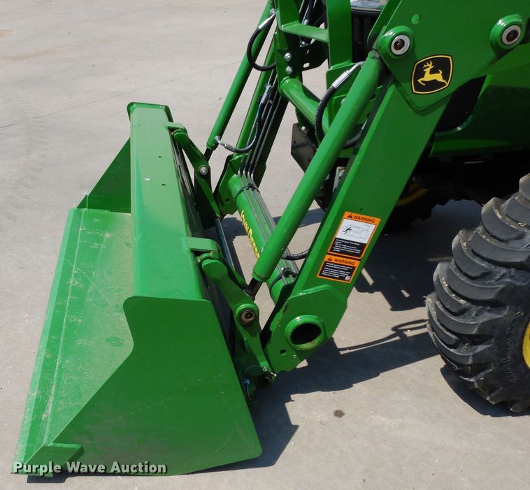 image for item DH8502 2020 John Deere 3038E  MFWD tractor