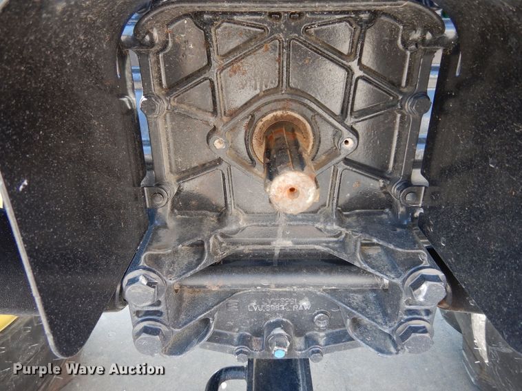 image for item DH8502 2020 John Deere 3038E  MFWD tractor