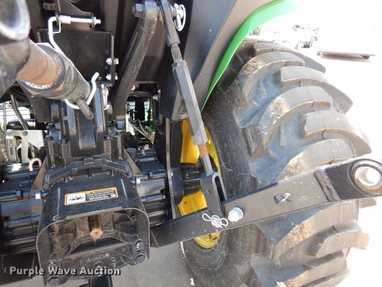 image for item DH8502 2020 John Deere 3038E  MFWD tractor