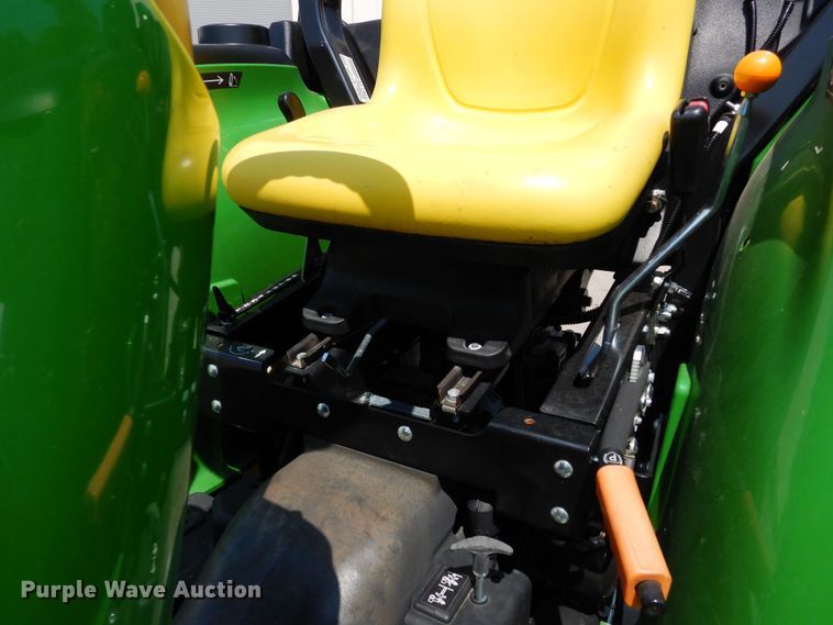 image for item DH8502 2020 John Deere 3038E  MFWD tractor