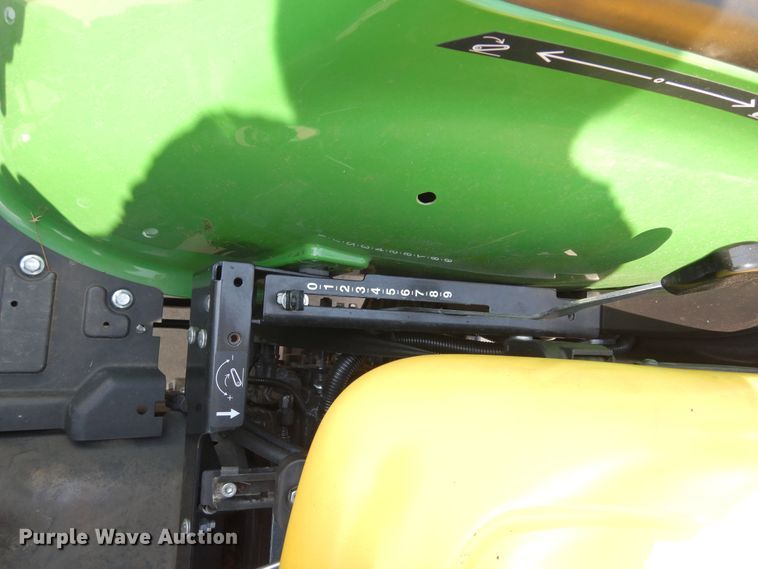 image for item DH8502 2020 John Deere 3038E  MFWD tractor