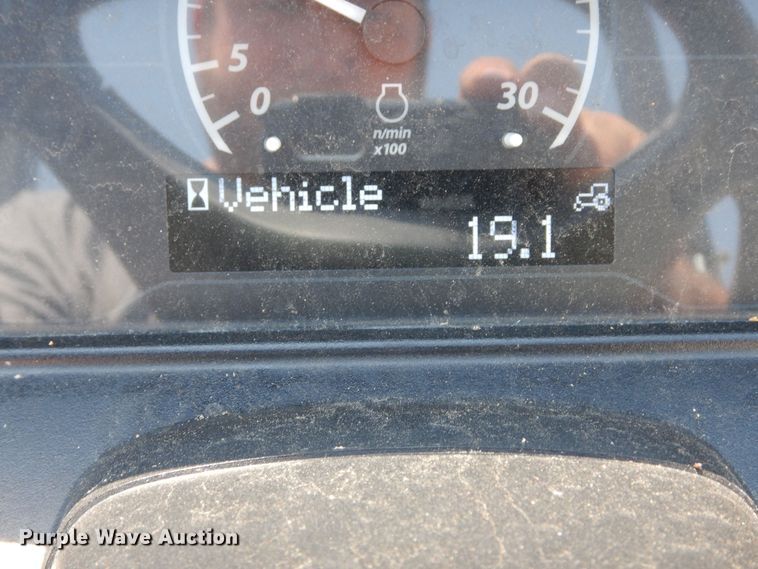 image for item DH8502 2020 John Deere 3038E  MFWD tractor