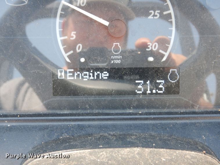 image for item DH8502 2020 John Deere 3038E  MFWD tractor