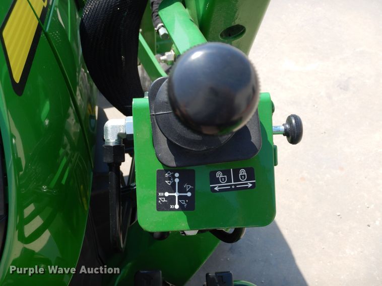 image for item DH8502 2020 John Deere 3038E  MFWD tractor