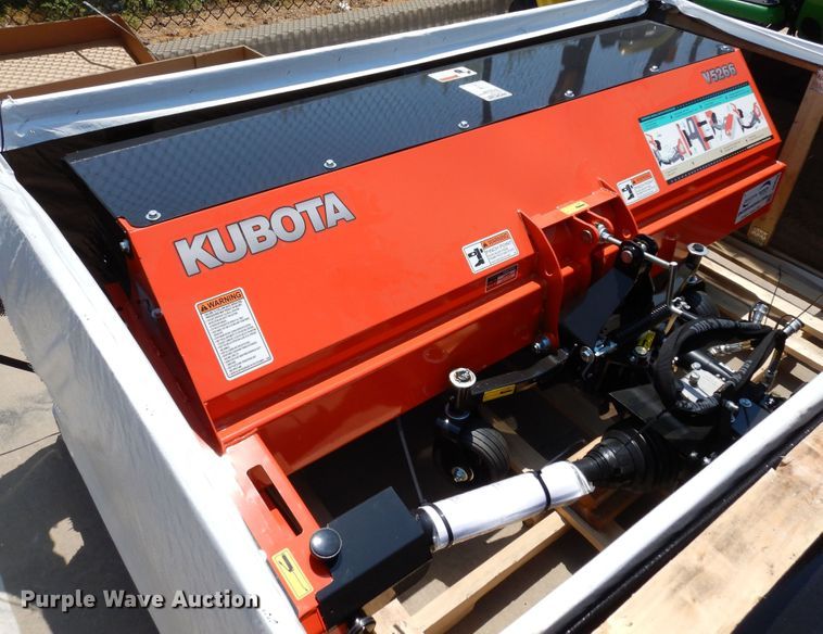 image for item DH8508 Kubota V5266  broom