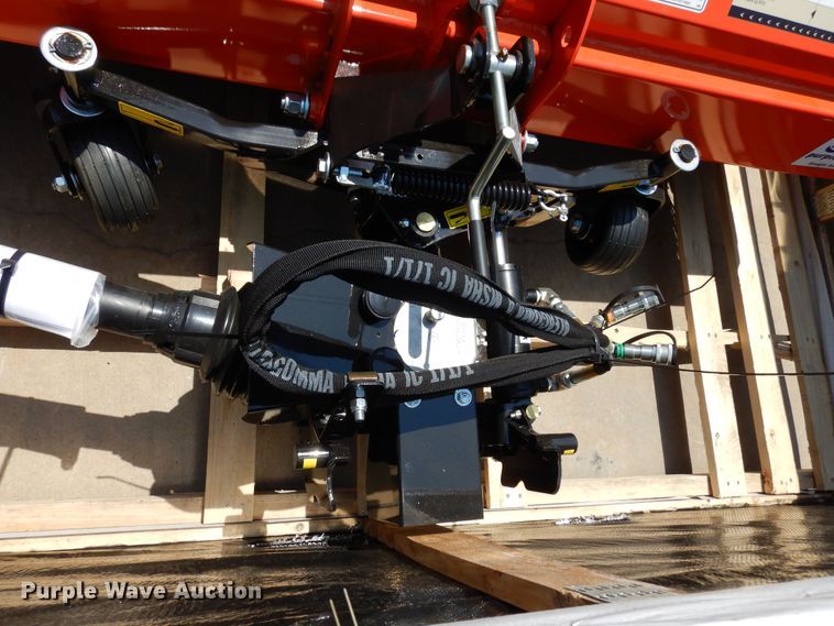 image for item DH8508 Kubota V5266  broom