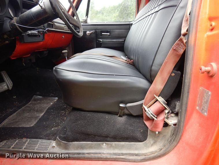 image for item DH8538 1976 Chevrolet Scottsdale 10  pickup truck