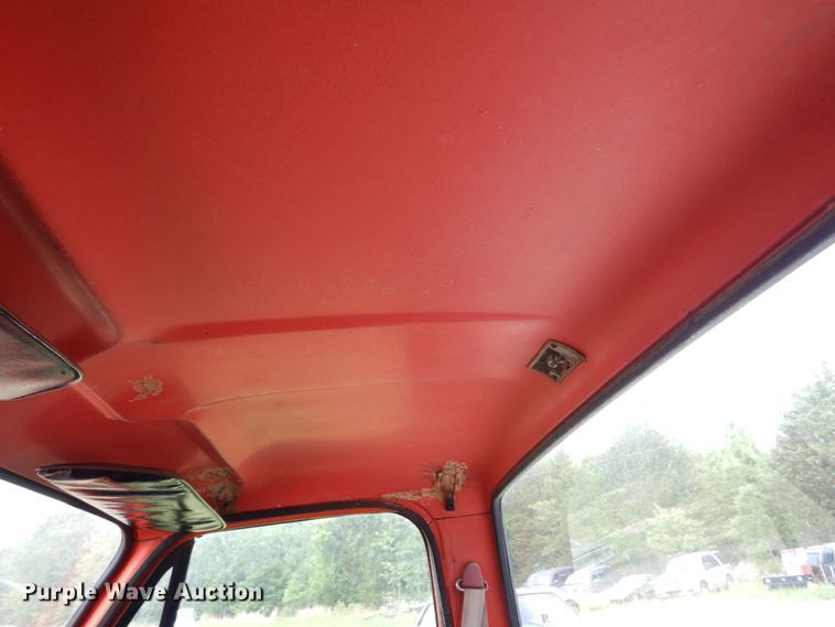 image for item DH8538 1976 Chevrolet Scottsdale 10  pickup truck