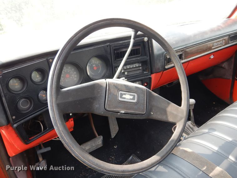 image for item DH8538 1976 Chevrolet Scottsdale 10  pickup truck