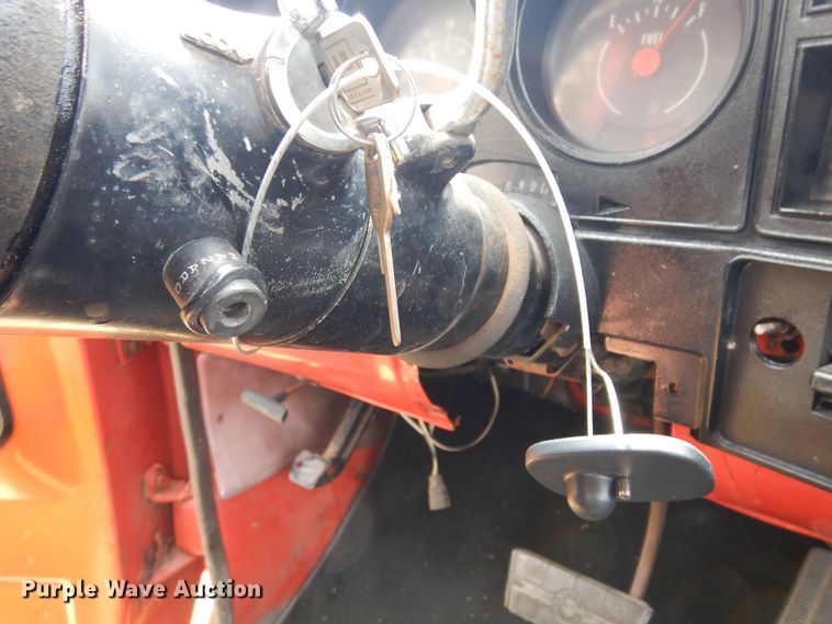 image for item DH8538 1976 Chevrolet Scottsdale 10  pickup truck