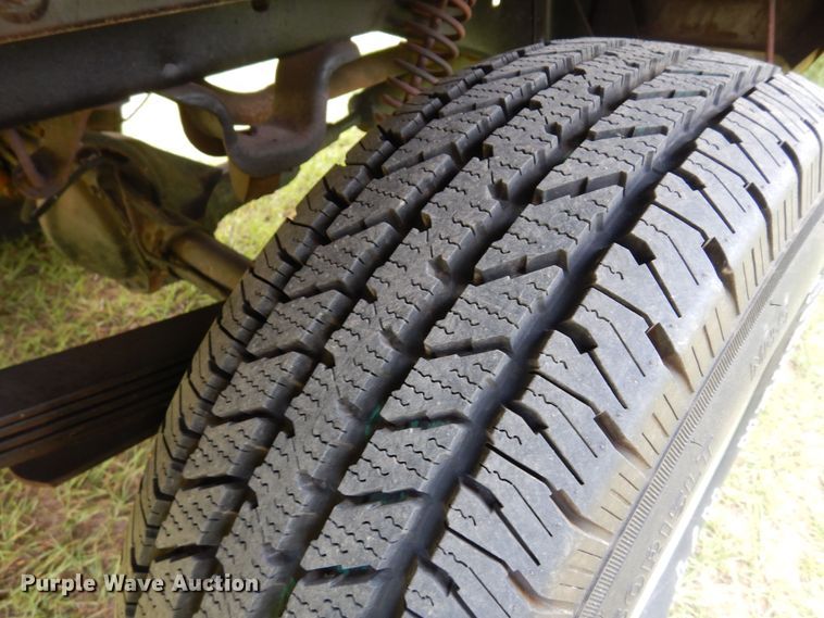 image for item DH8538 1976 Chevrolet Scottsdale 10  pickup truck