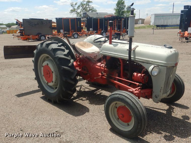 image for item DJ1326 1946 Ford 2N  tractor