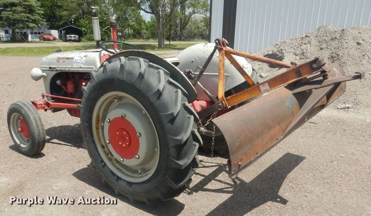 image for item DJ1326 1946 Ford 2N  tractor