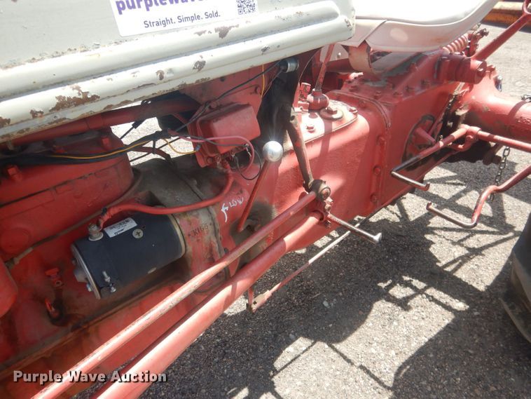 image for item DJ1326 1946 Ford 2N  tractor