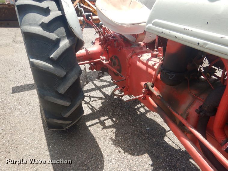 image for item DJ1326 1946 Ford 2N  tractor