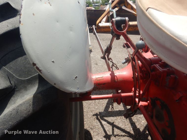 image for item DJ1326 1946 Ford 2N  tractor