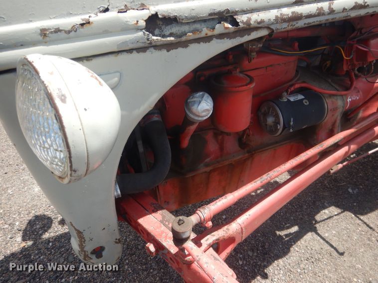 image for item DJ1326 1946 Ford 2N  tractor