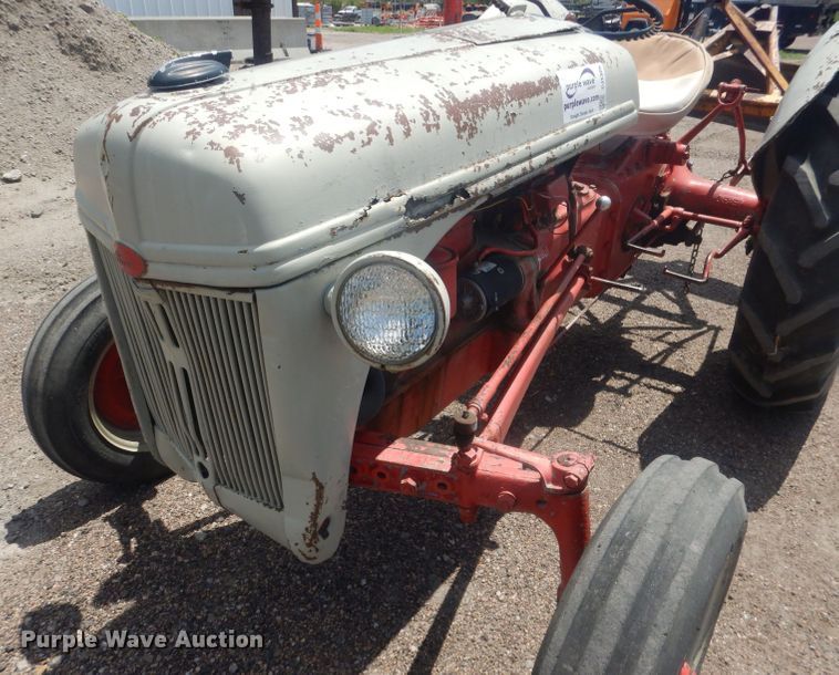 image for item DJ1326 1946 Ford 2N  tractor